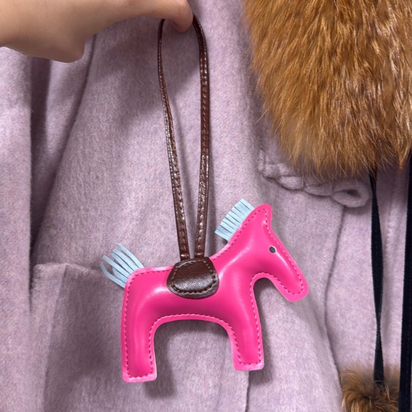 Bag/ Key chain - Picture 2 of 2